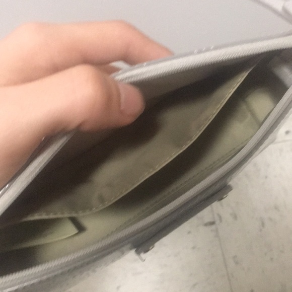 KATE SPADE silver wallet with hearts - Picture 2 of 3